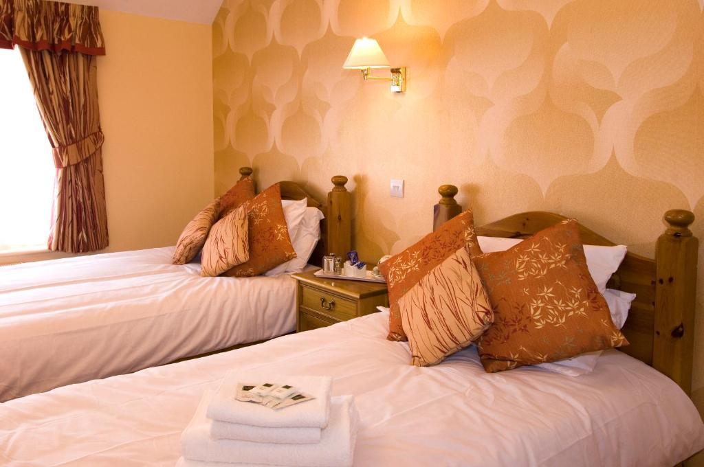 The Roebuck Inn - Relaxinnz Harrietsham Habitación foto